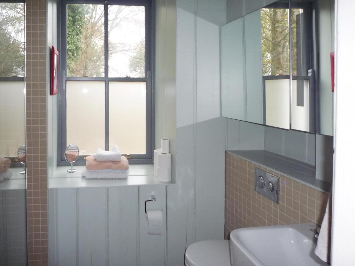 Ballyquirke House By Trident Holiday Homes Moycullen Екстер'єр фото